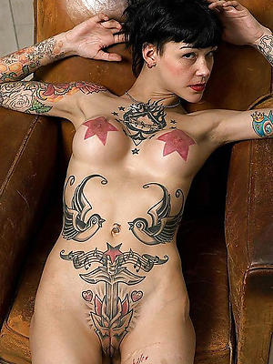 mature tattoos posing nude