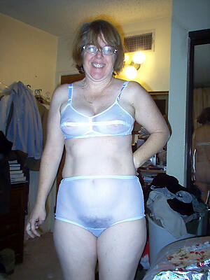 mature underwear pussy nude photos