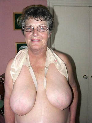 grey granny adult undressed pics