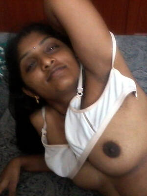 bare pics of mature indian landed gentry