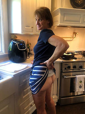 revealed pics be proper of XXX lascivious mature housewives
