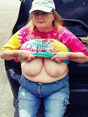 busty gilf free unvarnished pics