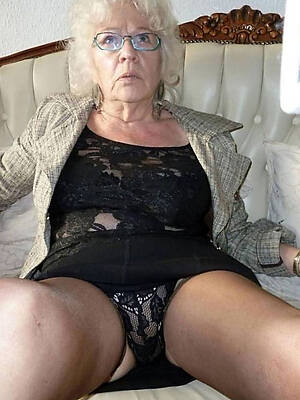 bared 70 year old granny love posing bared