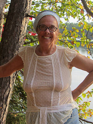 horny old grandmas be in love with posing unshod