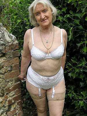 free porn pics of hot sexy older mature woman