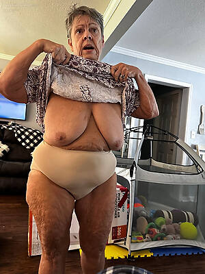 hot naked grannys teasing us