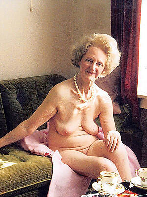 free porn pics of output mature strata