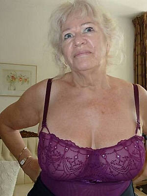 amazing mature gilfs matured home pics