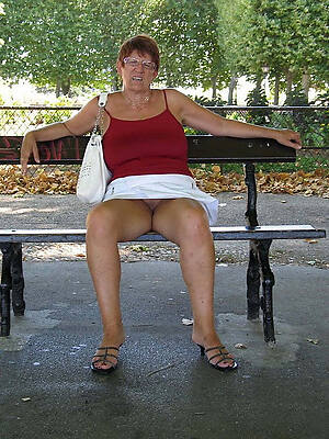 hot mature upskirt adult home pics