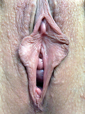 risible mature lock up pussy lips pics