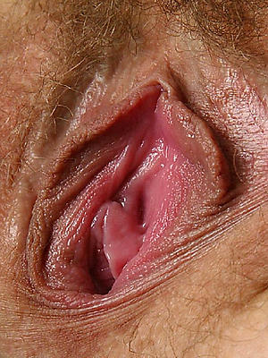 amateur matured pussy zip ups posing denude