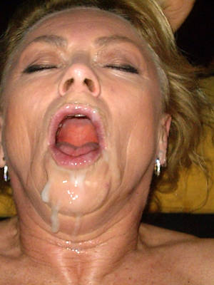 hot mature facials displaying the brush pussy